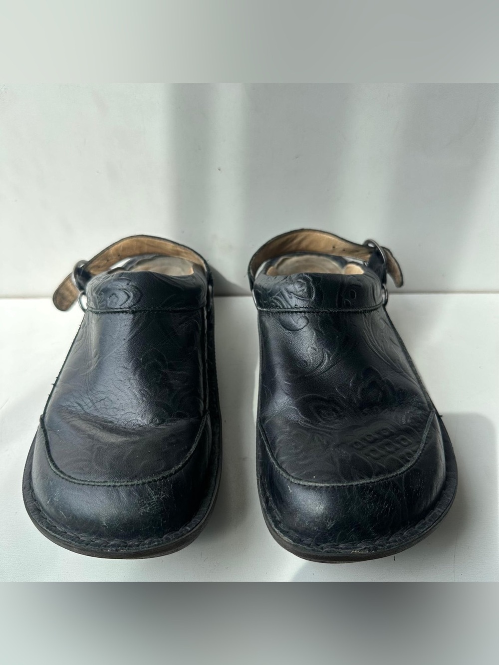 Alegria Black Leather Tooled Slingback Clogs Comfort Shoes Women’s US 11
